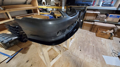 Carter's Customs Roush Front Splitter race