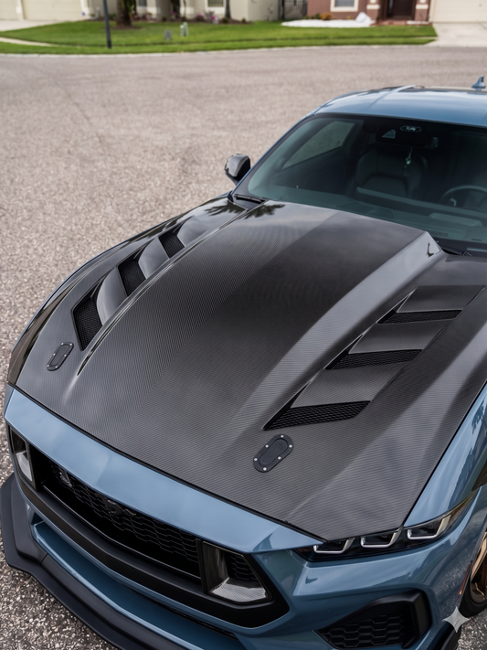 MAZ Viper Hood for 2024+ Ford Mustang S650 – Aggressive Cowl Hood with Side Heat Extraction Vents