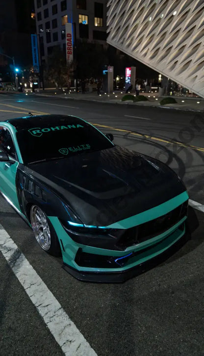 GT4-R Mustang fenders with GTD carbon fiber hood