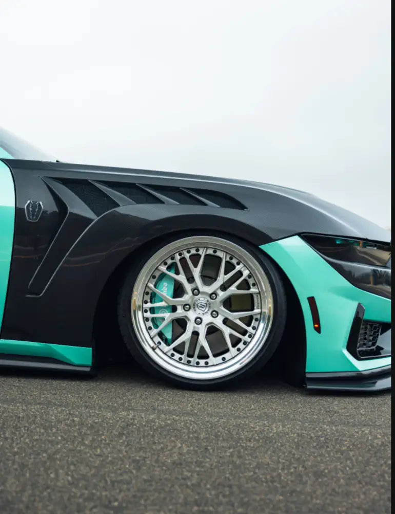 S650 Mustang carbon fiber GTD fenders with widebody fit