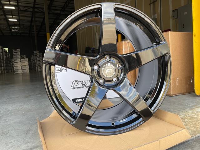 2005-2025 Mustang Forgestar Gloss Black CF5 20x9